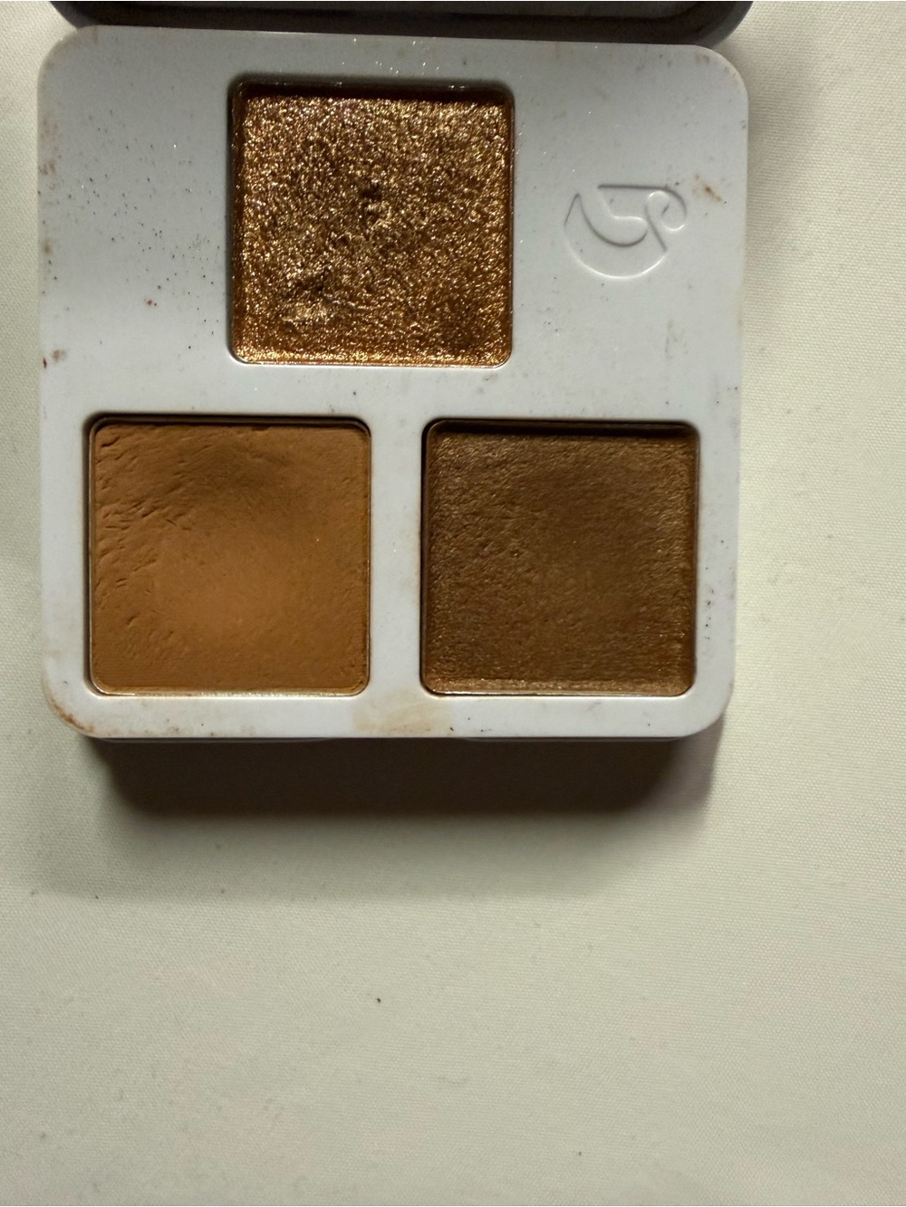 Glossier Three-Shade Eyeshadow Trio — Teak